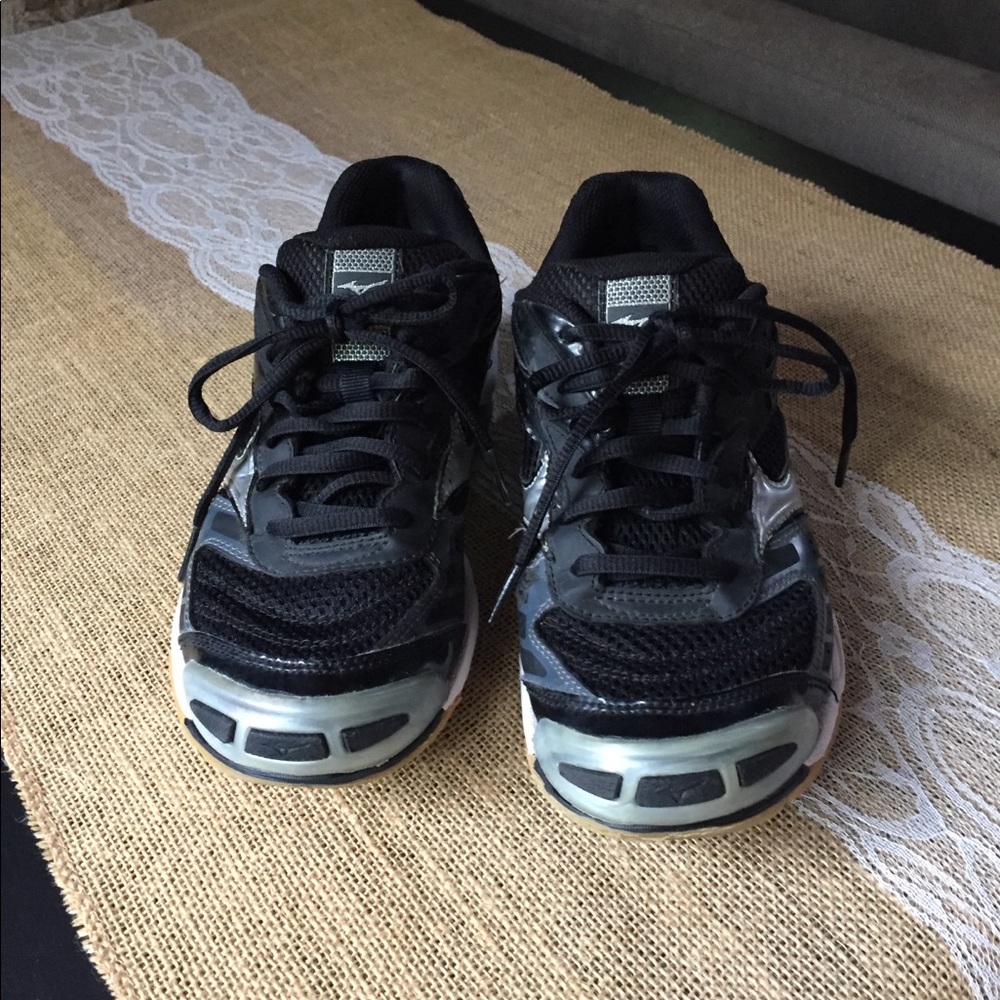 Mizuno Wave Bolt Shoes